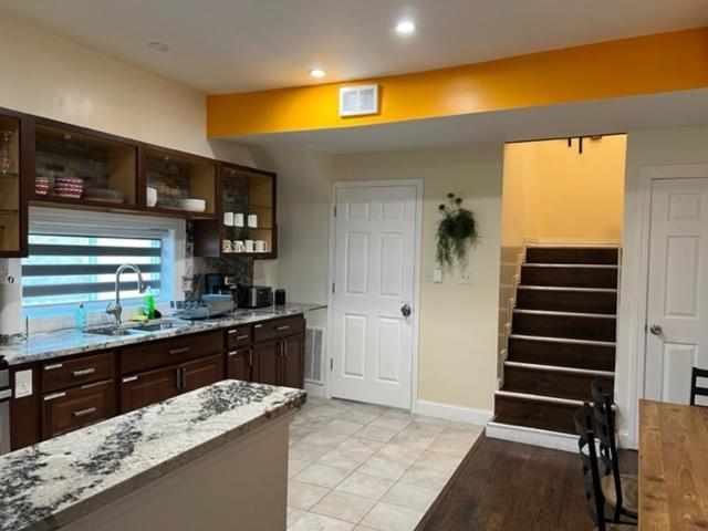 Uber Close To Ohio City, Cleveland Apartment Екстериор снимка